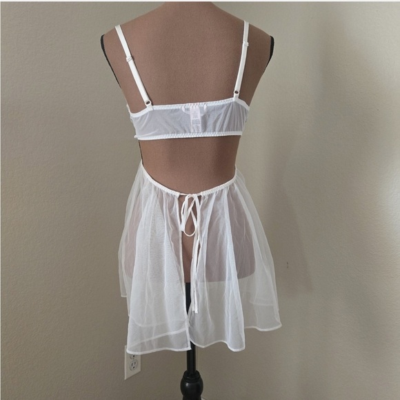 NWOT Victoria’s Secret Light Pink/White & Silver Tulle Babydoll Lingerie - Picture 2 of 7